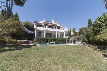 Cluster house for sale in Marbella, Málaga. 
