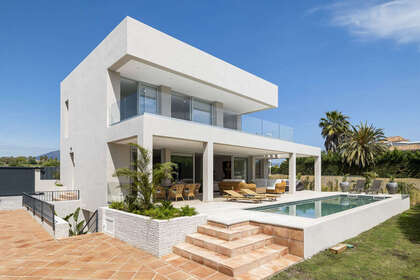 Cluster house for sale in San Pedro de Alcántara, Marbella, Málaga. 