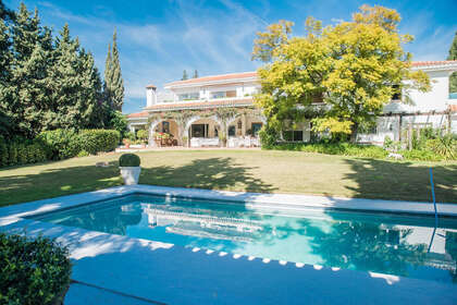 Cluster house for sale in Calahonda, Mijas, Málaga. 