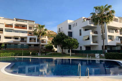 Penthouse for sale in Cala Del Moral, La, Málaga. 