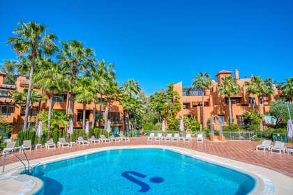 Apartment for sale in Nueva andalucia, Málaga. 