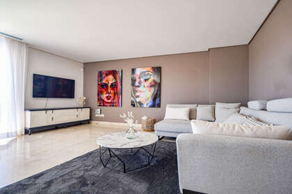 Apartment for sale in Nueva andalucia, Málaga. 