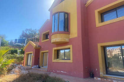 Cluster house for sale in Elviria, Marbella, Málaga. 