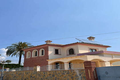 Cluster house for sale in San Pedro de Alcántara, Marbella, Málaga. 