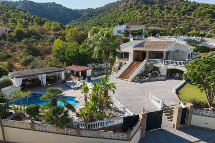 Cluster house for sale in Alhaurín de la Torre, Málaga. 