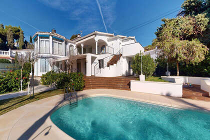 Rijtjeshuizen verkoop in Caleta de Velez, Málaga. 