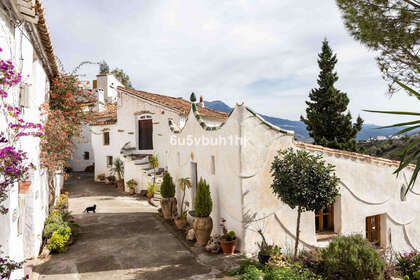 Huizen verkoop in Viñuela, Málaga. 