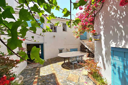 House for sale in Gaucín, Málaga. 
