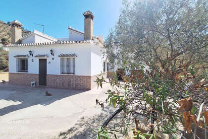 Ranch for sale in Alora, Málaga. 