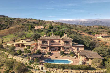 Rijtjeshuizen verkoop in Monda, Málaga. 