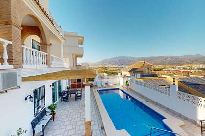 Rijtjeshuizen verkoop in Torre del mar, Málaga. 