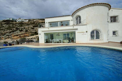 Rijtjeshuizen verkoop in Benitachell/Poble Nou de Benitatxell (el), Alicante. 