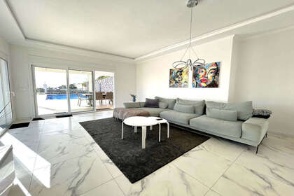 Cluster house for sale in Mijas Costa, Málaga. 