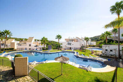 Appartementen verkoop in Alcaidesa, Línea de la Concepción (La), Cádiz. 