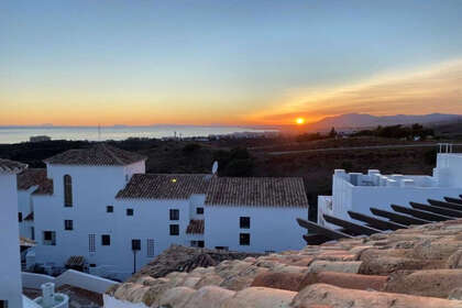 Appartementen verkoop in Altos de Los Monteros, Marbella, Málaga. 