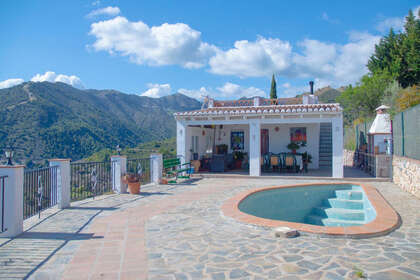 Rijtjeshuizen verkoop in Frigiliana, Málaga. 