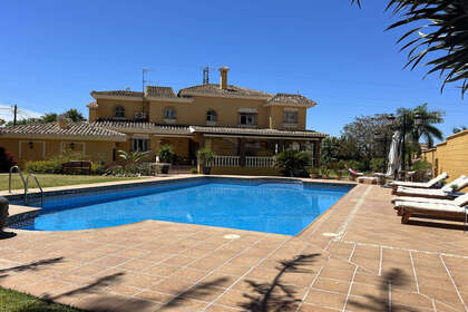 Cluster house for sale in Rincón de la Victoria, Málaga. 