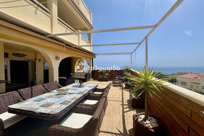 Apartment for sale in Torrequebrada, Benalmádena, Málaga. 