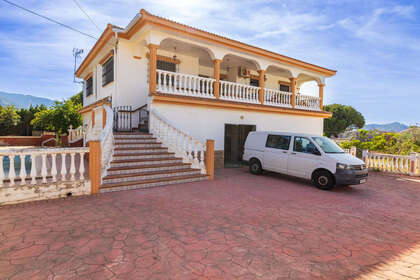 Cluster house for sale in Alhaurín de la Torre, Málaga. 