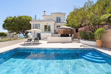 Cluster house for sale in Torreblanca, Fuengirola, Málaga. 