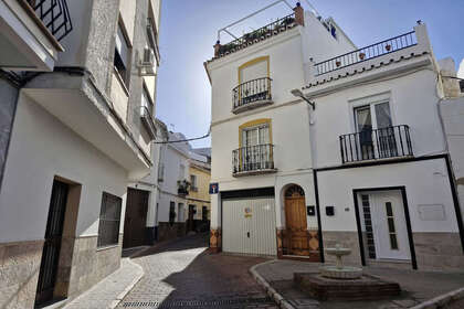 Huizen verkoop in Coín, Málaga. 