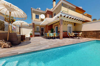 Huizen verkoop in Torre del mar, Málaga. 