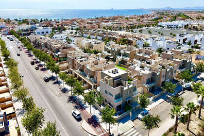 Rijtjeshuizen verkoop in Torre de la Horadada, Alicante. 