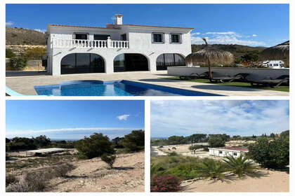 Rijtjeshuizen verkoop in Villajoyosa/Vila Joiosa (la), Alicante. 