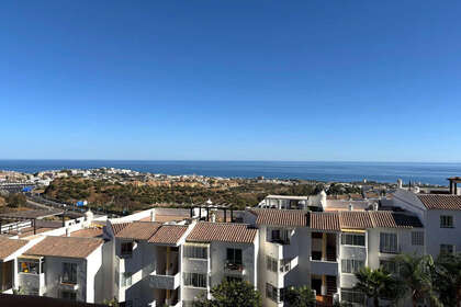 Apartment for sale in Calahonda, Mijas, Málaga. 