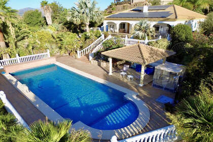 Cluster house for sale in Vélez-Málaga. 