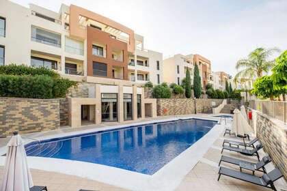 Appartementen verkoop in Altos de Los Monteros, Marbella, Málaga. 
