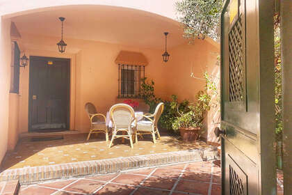 House for sale in Guadalmina, Málaga. 