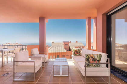 Apartment for sale in Calahonda, Mijas, Málaga. 