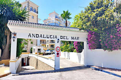 Studio's verkoop in Puerto Banús, Málaga. 