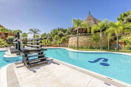 Apartment zu verkaufen in Nueva andalucia, Málaga. 