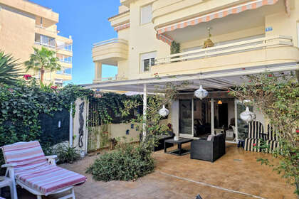Appartementen verkoop in La Carihuela, Torremolinos, Málaga. 