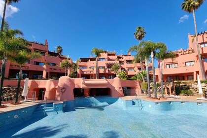 Apartment zu verkaufen in Estepona, Málaga. 