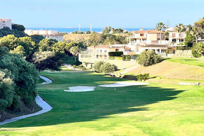 Rijtjeshuizen verkoop in Riviera Del Sol, Marbella, Málaga. 