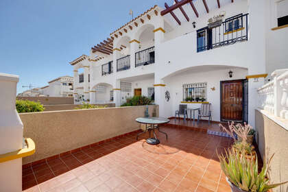 Huizen verkoop in Punta Prima, Alicante. 