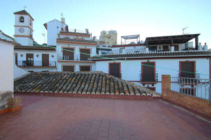 Apartmány na prodej v Guaro, Málaga. 