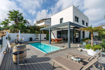 Cluster house for sale in Cerros Del Lago, Marbella, Málaga. 