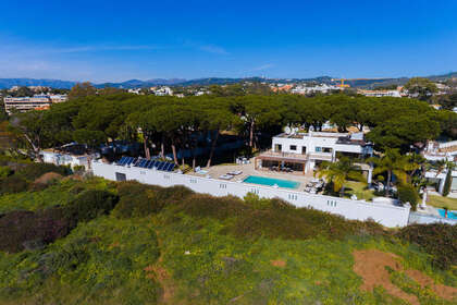 Cluster house for sale in Puerto de Cabopino, Marbella, Málaga. 