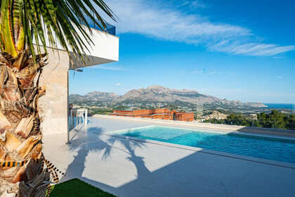 Klynge huse til salg i Polop, Alicante. 