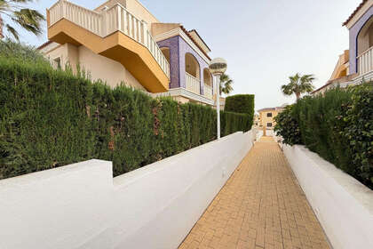 Reihenhaus zu verkaufen in Rojales, Alicante. 