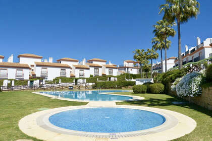 Дом Продажа в Puerto de Cabopino, Marbella, Málaga. 