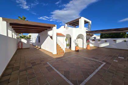 Klynge huse til salg i Vera-Playa, Almería. 