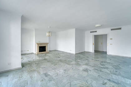 Apartment zu verkaufen in Guadalmina, Málaga. 