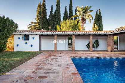 Fincaer til salg i Alhaurín de la Torre, Málaga. 