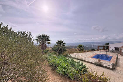 Fincaer til salg i Vélez-Málaga. 