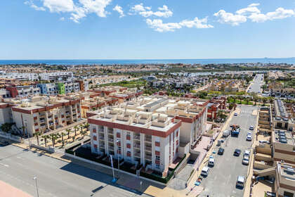 Апартаменты Продажа в Cabo Roig, Alicante. 